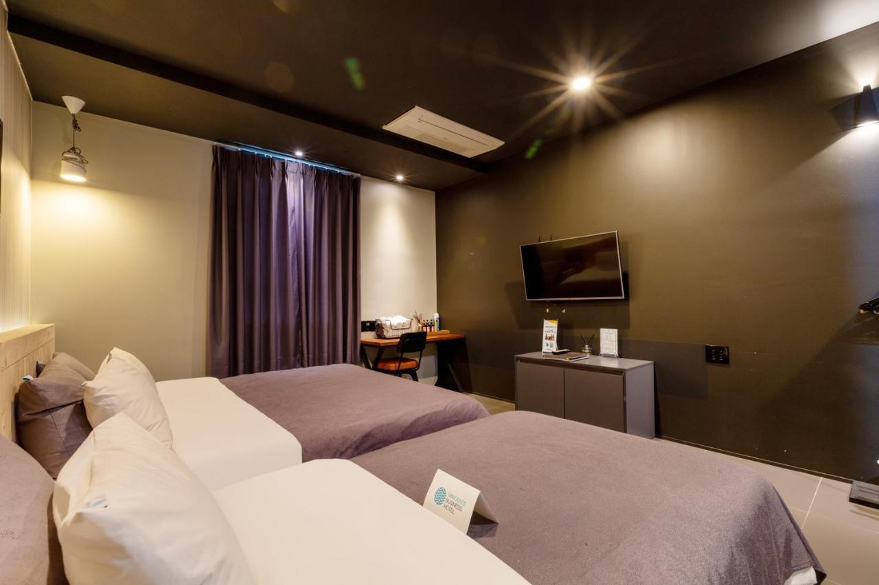 Sorgente Business Hotel Busan Bagian luar foto