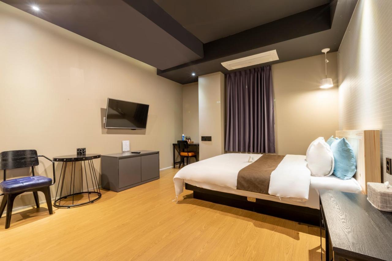 Sorgente Business Hotel Busan Bagian luar foto
