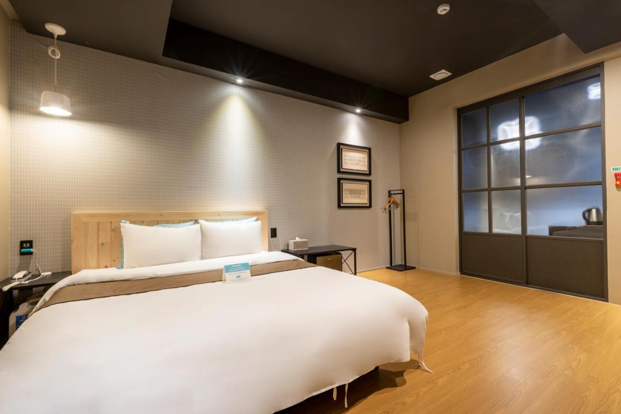 Sorgente Business Hotel Busan Bagian luar foto
