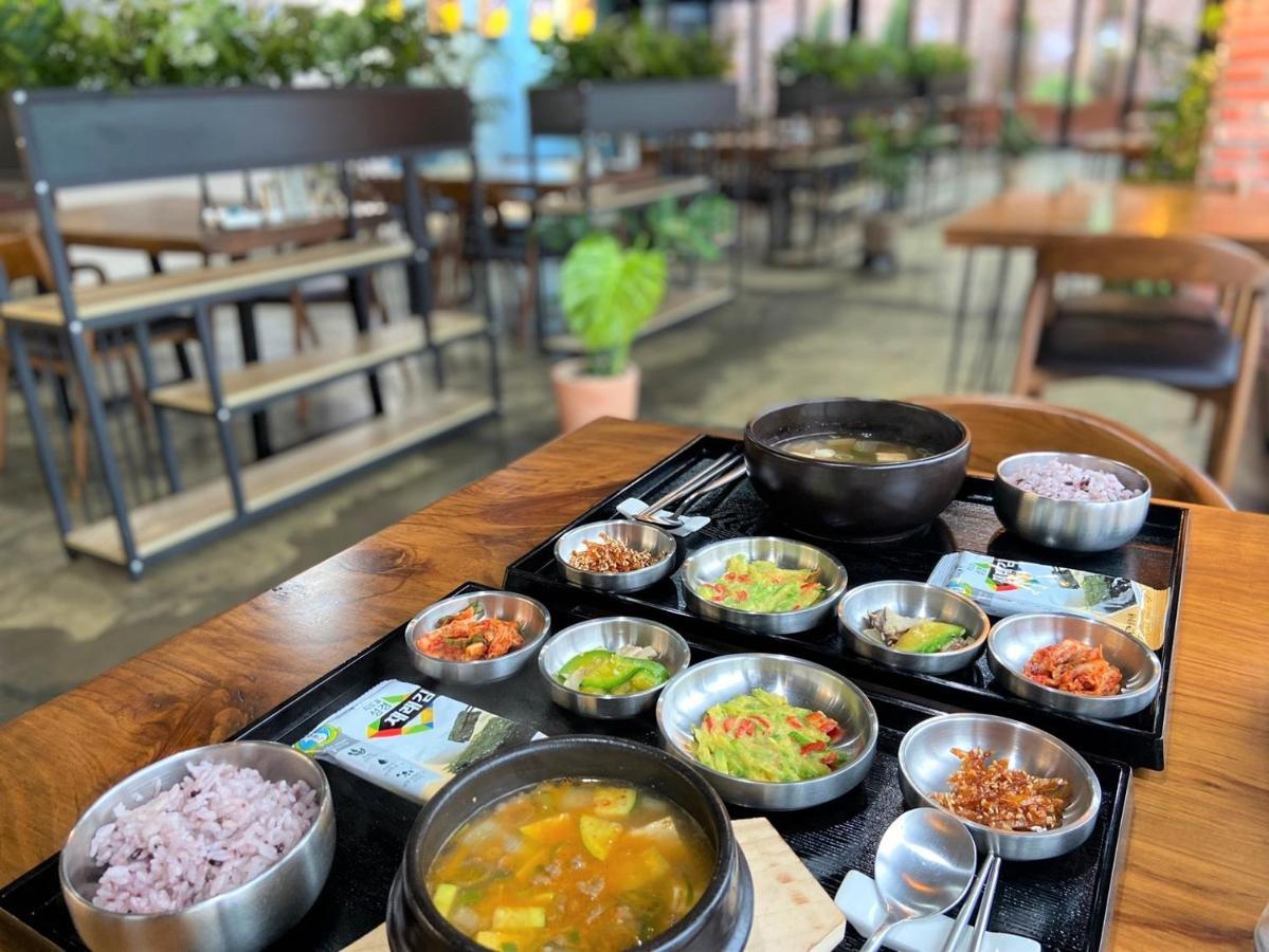 Sorgente Business Hotel Busan Bagian luar foto