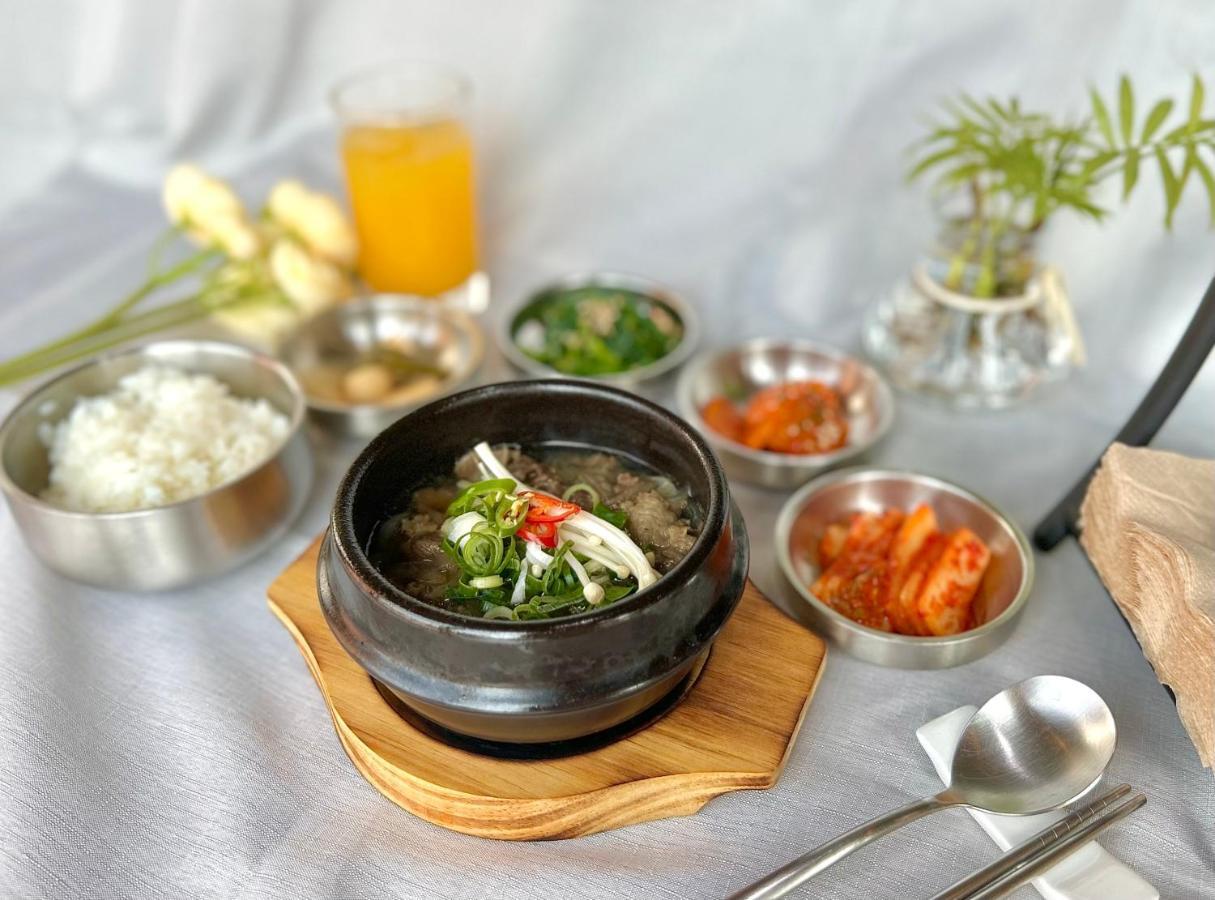 Sorgente Business Hotel Busan Bagian luar foto